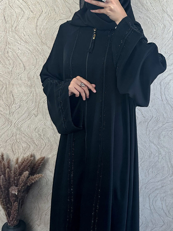 Patterned Zip Abaya. | Shop online - Amiiraa